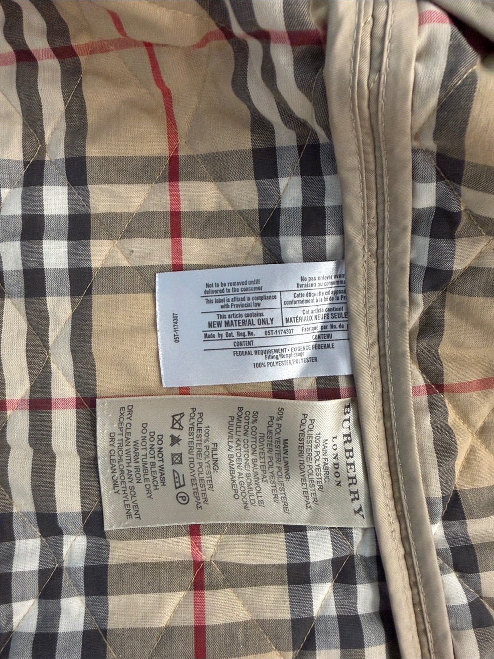 Burberry Quilted Women's Jacket. Size S. tan beige - Picture 7 of 8